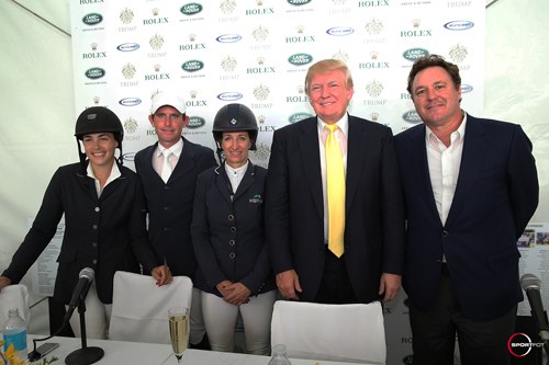Die Grand Prix Pressekonferenz mit Brianne Goutal, Darragh Kenny, Laura Kraut, Mr. Donald Trump und Mark Bellissimo © Sportfot - www.us.sportfot.com
