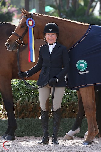 Blue Point und Lynn Rodgers bei der Championship Ehrung. © Sportfot