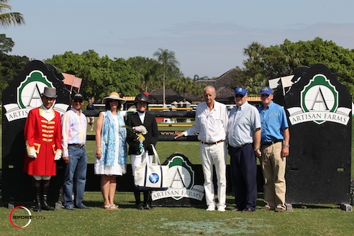 Victoria Colvin was presented as the overall winner of the 2014 Artisan Farms Under 25 Grand Prix Series, presented by The Dutta Corp. in association with Guido Klatte. Photo © Sportfot