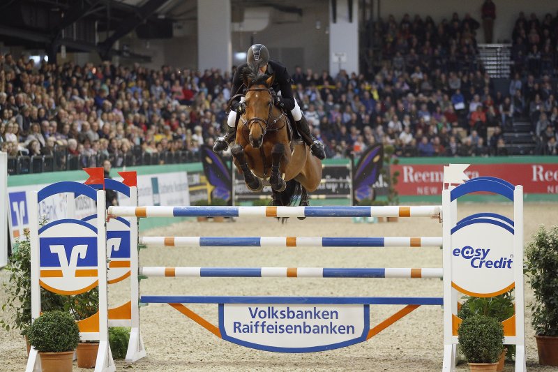 Jeroen Dubbeldam gewinnt mit SFN Zenith den Großen Preis der Volksbanken und Raiffeisenbanken. © Stefan Lafrentz