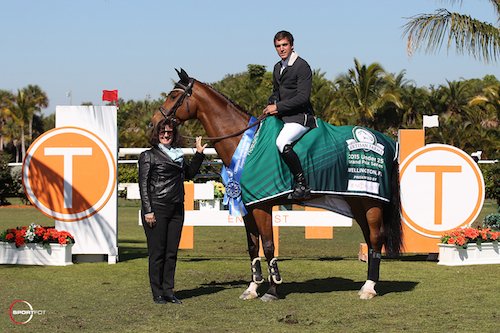 Eugenio Garza and Lucca Toni in their winning presentation with Artisan Farms' Carlene Ziegler. © Sportfot