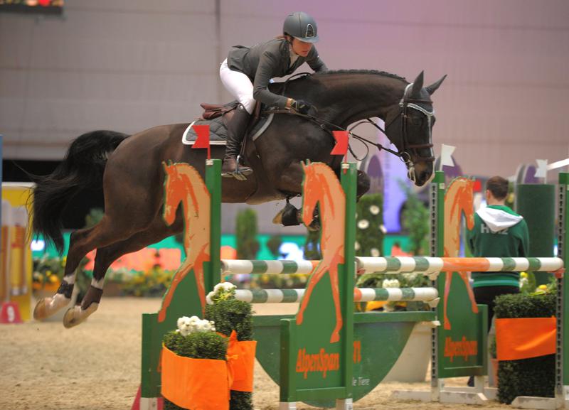 Julia Kremser (GER) sicherte sich mit Casanova Rang zwei in der Alpenspan Small Amateur Tour. © Fotoagentur Dill