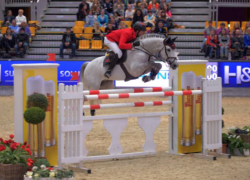 Mut macht sich bezahlt - Denis Nielsen (GER) siegt mit Cashmoaker im Murauer Championat of Graz. © Fotoagentur Dill