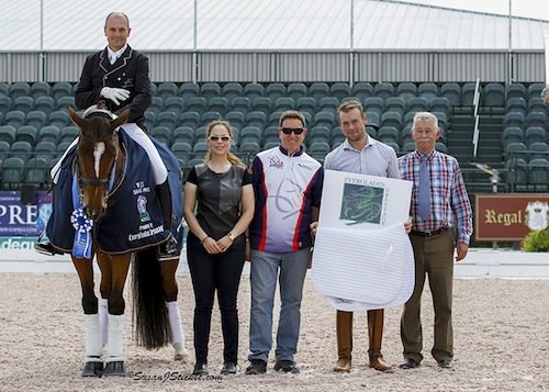 Lars Petersen and Mariett in their winning presentation. © Susan J Stickle