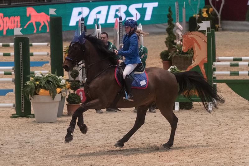 Dritter Platz in der Alpenspan Small Amateur Tour! Lara Stampler-Ullrich (AUT/St) und O'connel Street. © Michael Graf