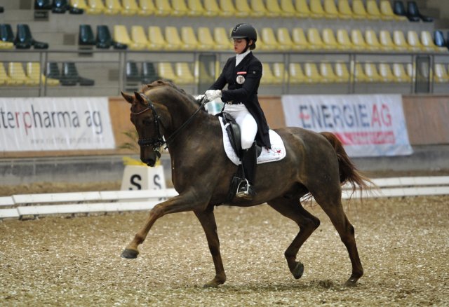 Nicola Louise Ahorner, platziert in der Pony und Junioren Tour. © Fotoagentur Dill