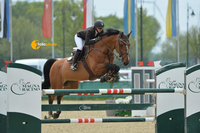 Bianca Babanitz (NÖ) siegte heute mit Ufieno souverän in der Silver Tour © Hervé Bonnaud