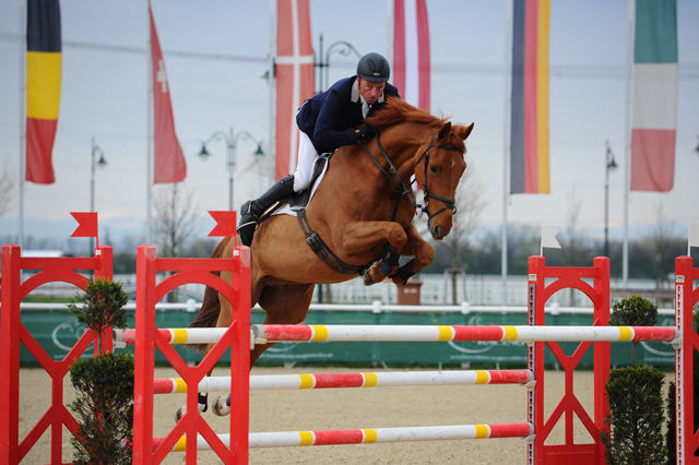 Keith Shore (GBR) rangierte mit Rubiroso JX am zweiten Platz © Hervé Bonnaud