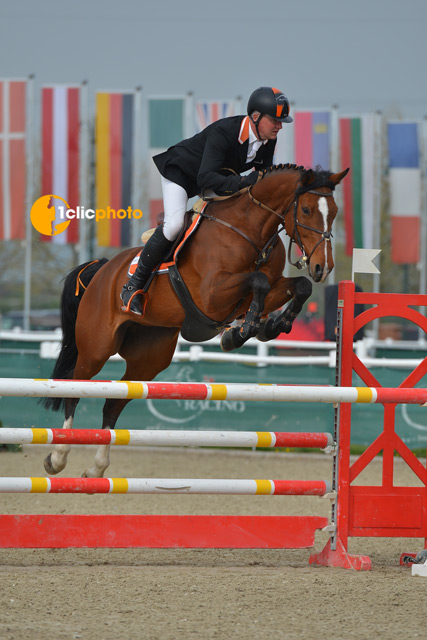 Otto Steurer (GER) platzierte sich mit Alina 393 am zweiten Rang © Nicole Ciscato