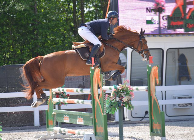 Alfred Greimel (St) konnte mit Sydney One in der 2. Abteilung als Sieger vom Platz reiten. © Fotoagentur Dill – www.fotoagentur-dill.de