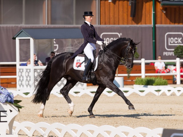 Kathleen Keller (GER) rode Dick Tracy OLD to third place in the CDIU25 Intermediaire II. © Michael Rzepa