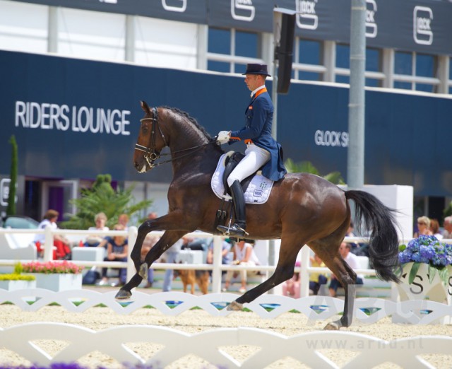 GLOCK's Casper delivered an outstanding performance today too and, under Hans Peter Minderhoud in the saddle, took victory in the Intermediaire I. © Arnd Bronkhorst 