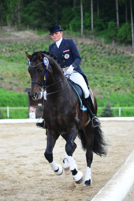 Ulrike Prunthaller freut sich bereits auf das Dressur Turnier im Reitclub Schloss-Graschnitz. © Istvan Lehoczky