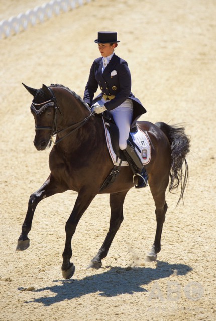 With fine control, Isabelle Steidle (GER) rode Long Drink to victory in the CDI3* Grand Prix de Dressage. © Arnd Bronkhorst