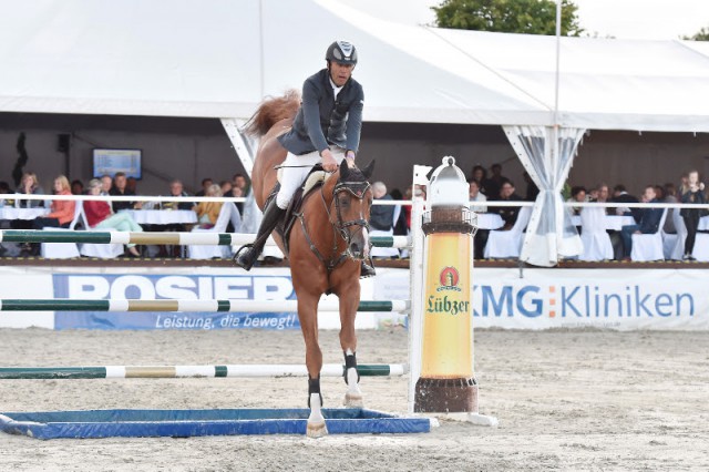 Heiko Schmidt sauste mit Chap zum Sieg im Championat von Lübzer. © Karl-Heinz Frieler