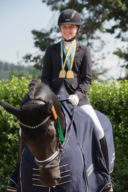 Leona Widhalm mit ihrer Diamond Lara. © Gurhof