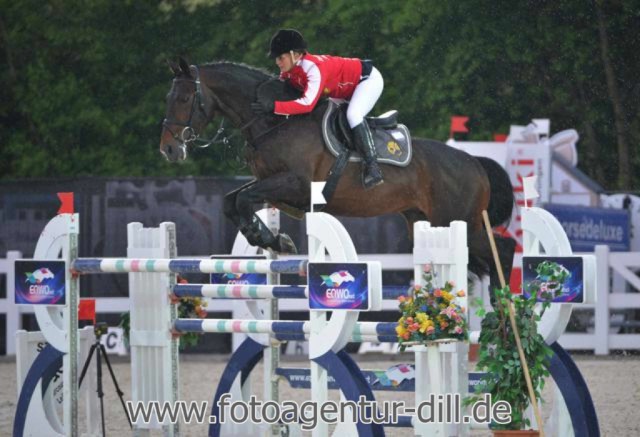 Victoire Martin auf Viper van Huize Ruisdael © Fotoagentur Dill (Archiv)