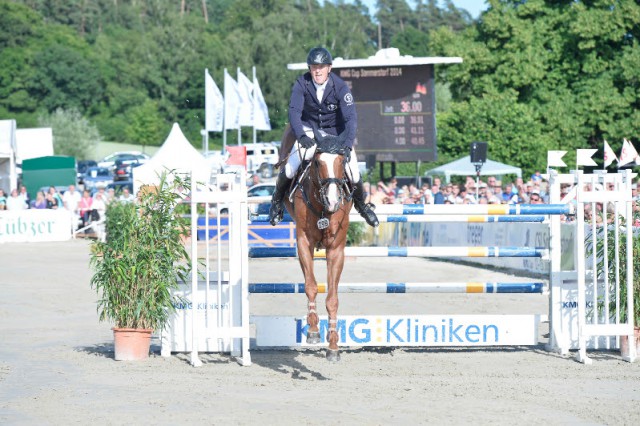 Ganz weit vorn im Großen Preis beim KMG Cup 2014 - Thomas Kleis mit For Success. © Karl-Heinz Frieler