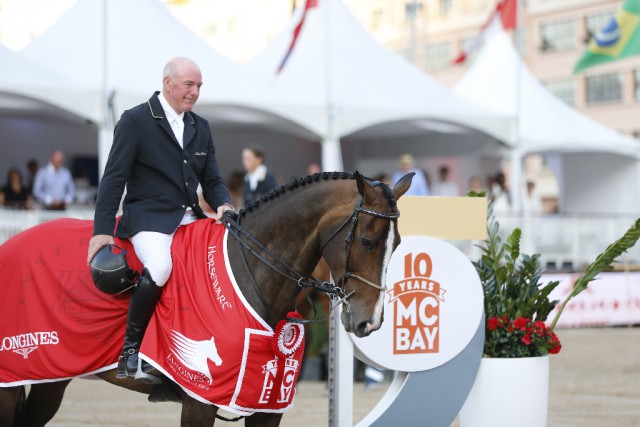 Der strahlende Sieger John Whitaker (GBR) © RB PRESSE