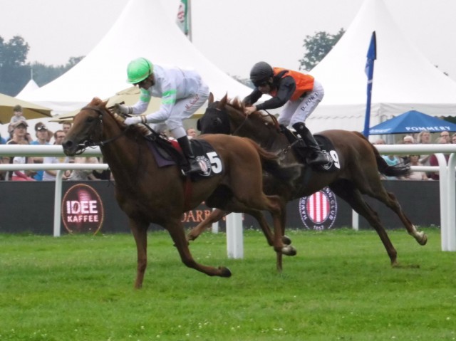 Martin Seidl und Angreifer. © Nadja N. Naumann