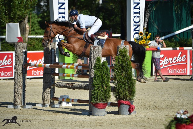 ChanningWilliams_Nicholas_Silver_Fr_CSI2_c_SS