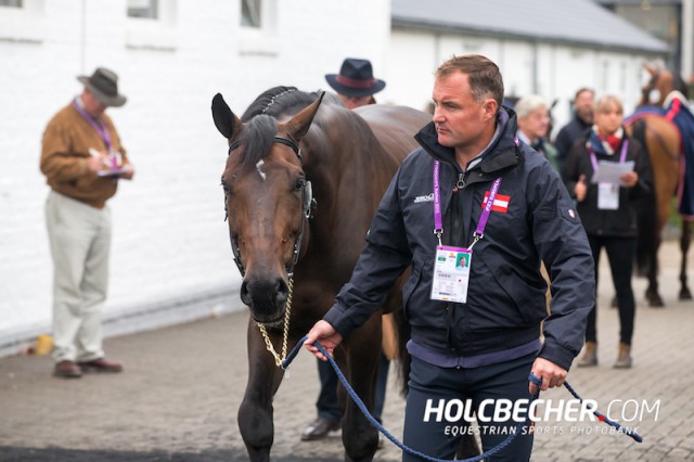 Dieter Köfler (K) und Emir vh Moleneind. © Tomas Holcbecher