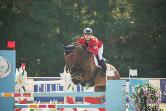 Neo-Österreicherin Lisa-Marie Räuber (S) und ihr Cuyano lieferten bisher nur fehlerfreie Runden ab bei dieser EM. © OEPS | Lukas Jahn