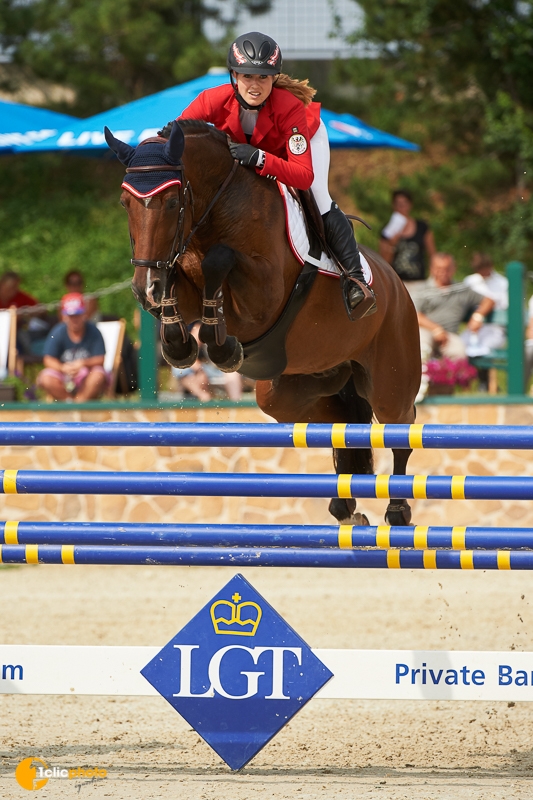 Lisa Maria Räuber (S) und Cuyano sind in San Giovanni erfolgreich unterwegs. © Archivbild Hervé BonnaudLisa Maria Räuber (S) und Cuyano sind in San Giovanni erfolgreich unterwegs. © Archivbild Hervé Bonnaud