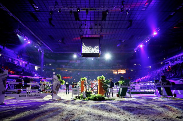 Bühne für internationalen Springsport, Dressur, Fahrduell und "Zeig uns Dein Talent" - die Baltic Horse Show. © Stefan Stuhr
