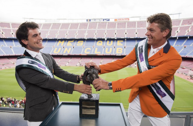 Olympiasieger, Doppelwelt- und Doppeleuropameister Jeroen Dubbeldam (NED) und Sergio Álvarez Moya (ESP) kämpfen um die Furusiyya Trophäe im FC Barcelona Stadion Camp Nou. © FEI/Dan Rowley