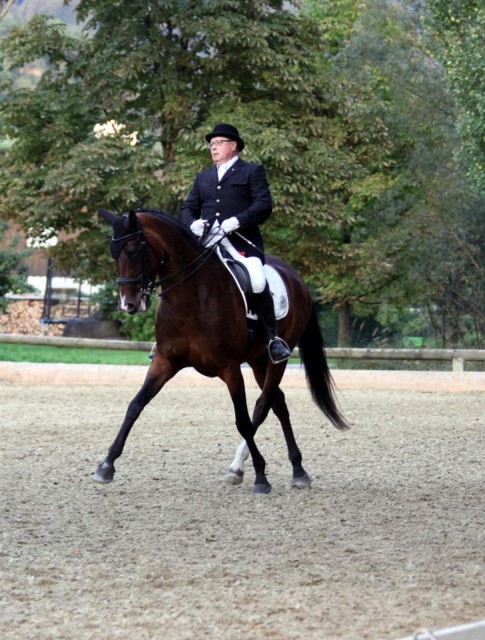 Rosanna H zeigte sich unter Peter Meusburger in Klaus von ihrer besten Seite- damit sicherten die beiden sich den Titel in der Allgemeinen Klasse. © Facebook Sabine Meusburger