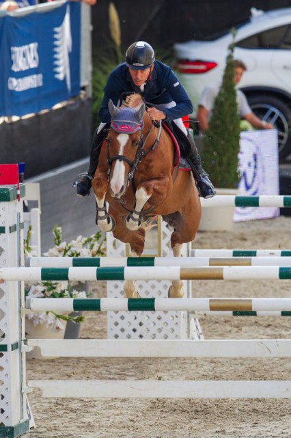 Am Sprung zum CSI2* Coca Cola Silver Tour Sieg: Christian Schranz (AUT/NÖ) und Whisper von Lichten CH. © Michael Graf