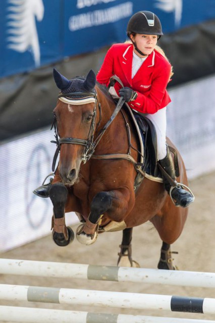 Lillifee sprang unter Johanna Sixt (AUT/B) heute in der CSI2* Coca Cola Silver Tour auf Rang zwei. © Michael Graf