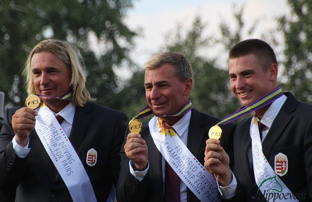 Die Medaillengewinner von Fábiánsebestyén. © www.hippoevent.at