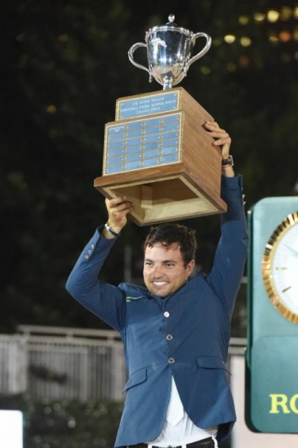 Daniel Bluman and his U.S. Open trophy © Rolex/Kit Houghton, Josh Walker, Meg Banks, Lindsay Brock