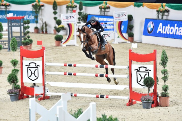 Inga Czwalina und Bella Mia gewannen den Auftakt des Holsteiner Masters Zukunftspreises bei der Baltic Horse Show. © Karl-Heinz Frieler