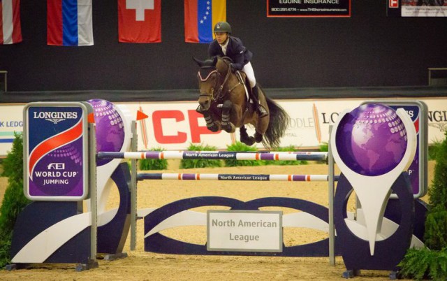 Kent Farrington (USA) and Voyeur claimed the victory at the Longines FEI World Cup™ Jumping qualifier in Kentucky (USA) after producing the fastest round in the jump-off. © FEI/StockImageServices.com