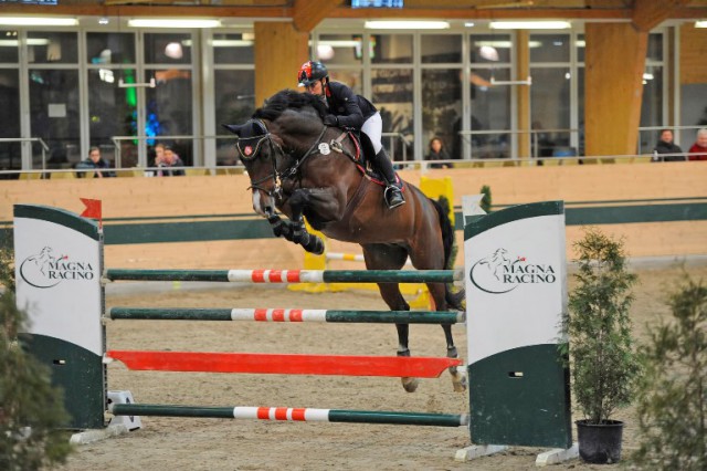 Stefanie Bistan holt auf Claire 89 für den Reitclub Magna Racino Platz drei im ersten Racino Grand Prix der Saison. © horsesportsphoto.eu