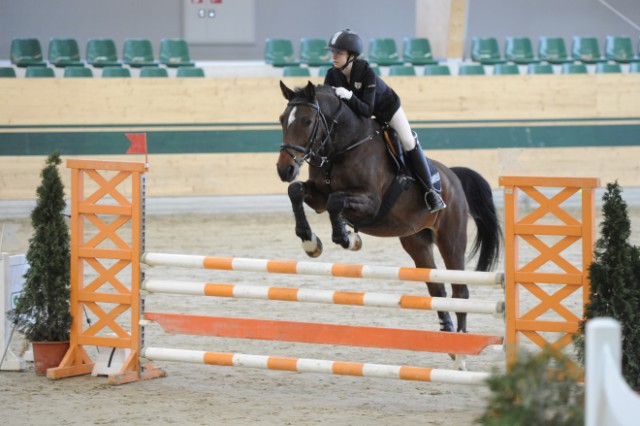 Adriana Fink (ST) und Carreras überzeugten im morgendlichen Stilspringen. © horsesportsphoto.eu