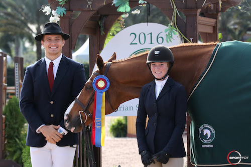 Emma Kurtz and Fredrick in their championship presentation with ringmaster Christian Craig.© Sportfot