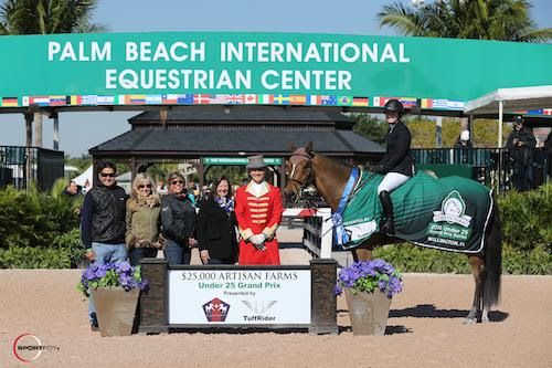 Victoria Colvin and Zidane with Timmy and Laurie Sharma of Equine Couture/TuffRider, Missy Sage of The Dutta Corp., Carlene Ziegler of Artisan Farms, and ringmaster Christian Craig. © Sportfot 