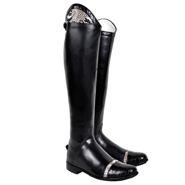 Nomen est omen: Dress Dream Boots © Der Dau New York