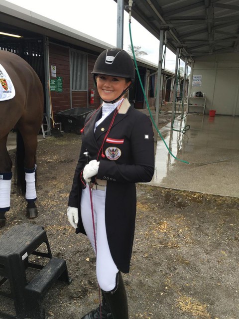 Hat gut lachen: Diana Porsche reitet von Erfolg zu Erfolg in Wellington. © Dieter Laughks Facebook