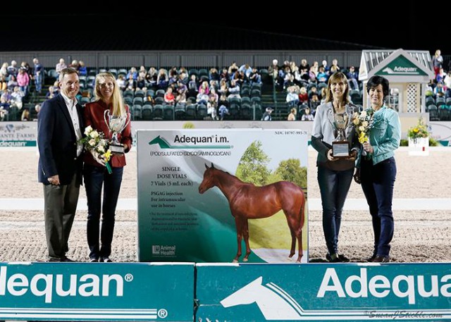 Allyn Mann of Adequan® presents Owner Awards to Melissa Fladland, Neve Myburgh, and Joanne Troat.