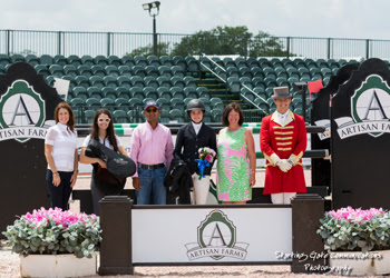 Kelli Cruciotti, 18, is presented as the overall winner of the 2016 Artisan Farms Under 25 Grand Prix Series. From left to right: Kelly Molinari of Equiline, Jessica Leto of Equiline Saddle division, Tim Dutta of The Dutta Corp., Kelli Cruciotti, Carlene Ziegler of Artisan Farms and ringmaster Christian Craig. Photo by Starting Gate Communications