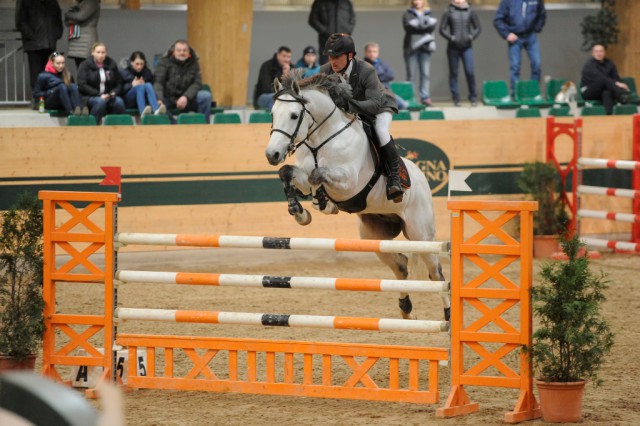 Schnell und fehlerfrei auf Platz eins im Hauptbewerb von Tag eins: Zila Zdenek (CZE) und Dominika B. © horsesportsphoto.eu