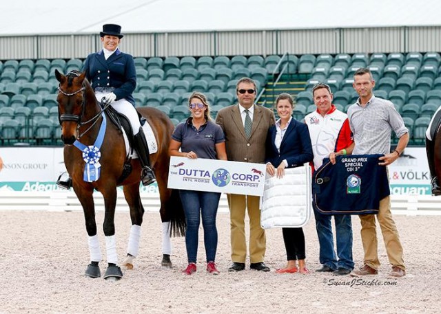 Shelly Francis and Doktor in their presentation ceremony with Carly Muma of The Dutta Corporation, judge Carlos Lopes (POR), Cora Causemann of AGDF, Allyn Mann of Adequan®, and Walter Bagley of AGDF © SusanJStickle