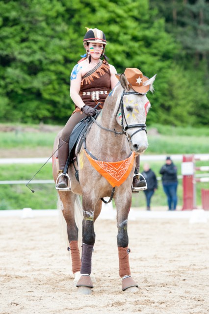 Lisa Schrank auf Pakri Blue. © Sarah Braun