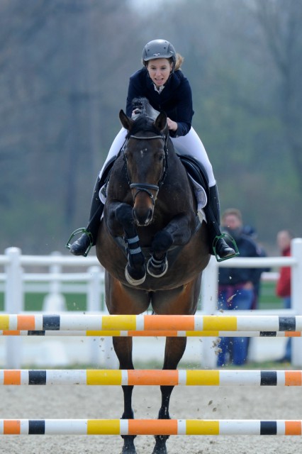 Pia Rauchenwald bescherte dem RC Magna Racino im Stilspringen einen Heimsieg. © horsesportsphoto.eu