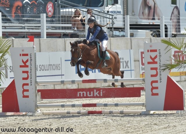 Sieg im Ponyspringen über 95 cm für Naomi Ruth (NÖ) und Lena 8. © Fotoagentur Dill